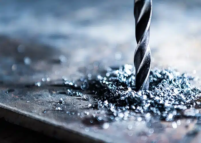 foratura componenti metallici e plastici a Bologna