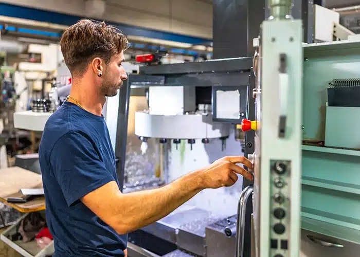 officina meccanica di precisione a Bologna